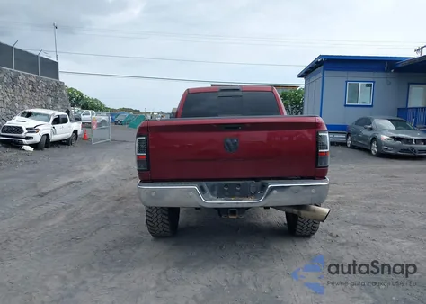 2017 Ram 2500 Big Horn 4X4 6'4 Box z USA, uszkodzony, nr VIN 3C6UR5DL1HG726618